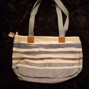 Thirty one demi day bag